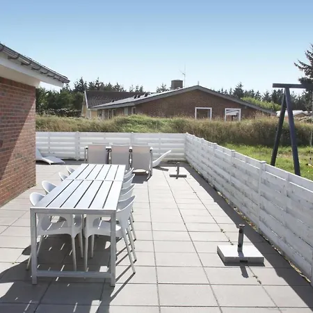 Holiday home Stunning In Ringkobing With Sauna *