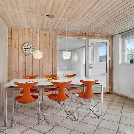 Stunning In Ringkobing With Sauna Holiday home Klegod