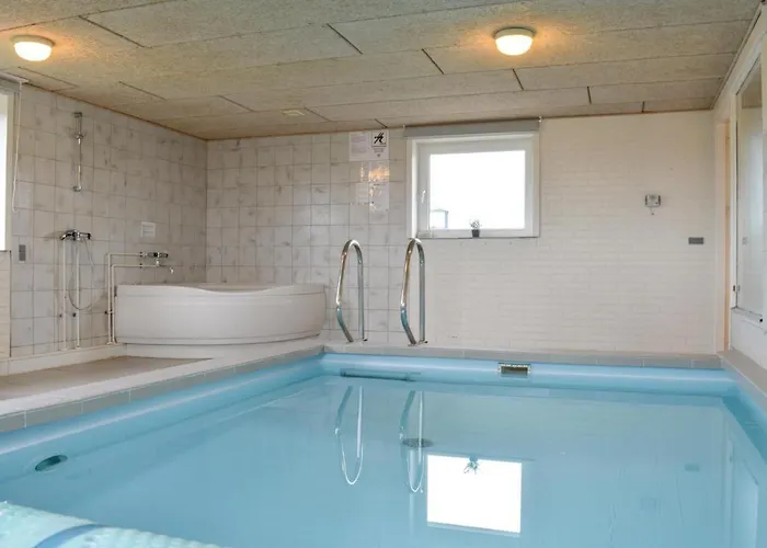 Stunning In With Sauna Feriehus *